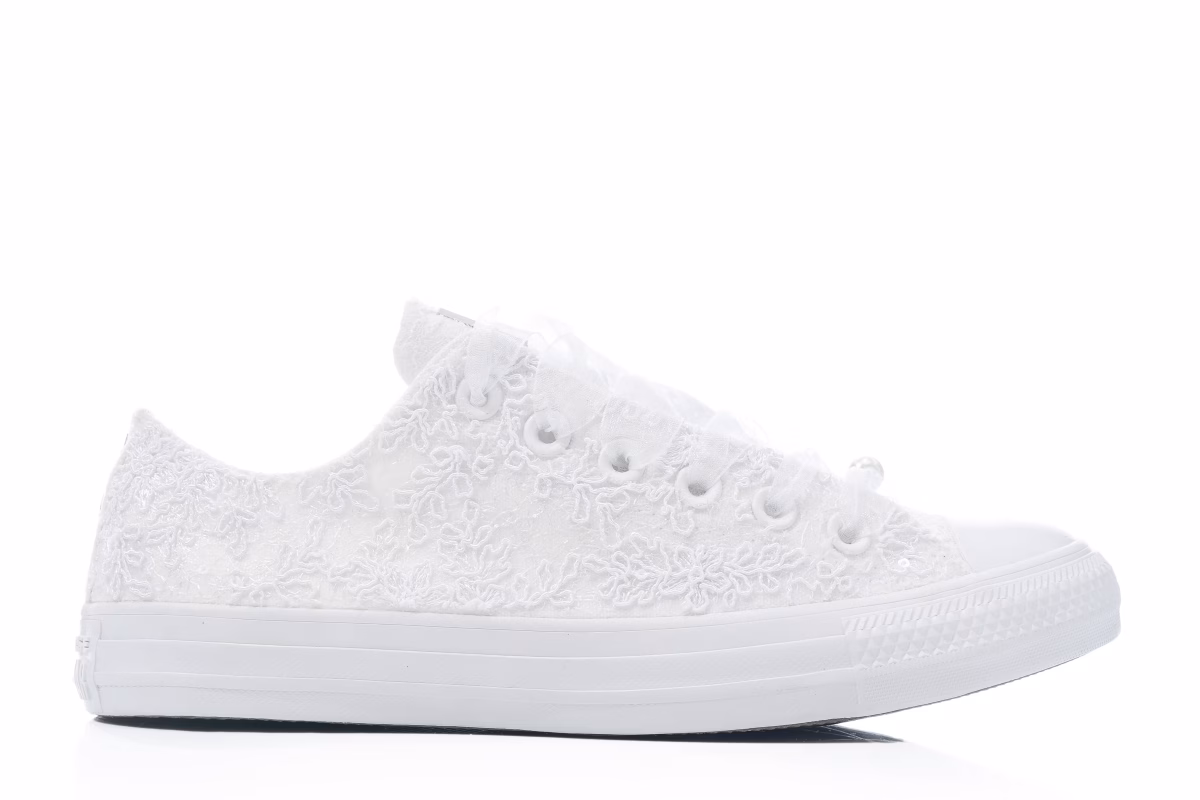 converse dentelle pour mariée