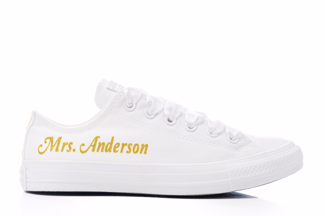 Converse personnalisées pour la mariée