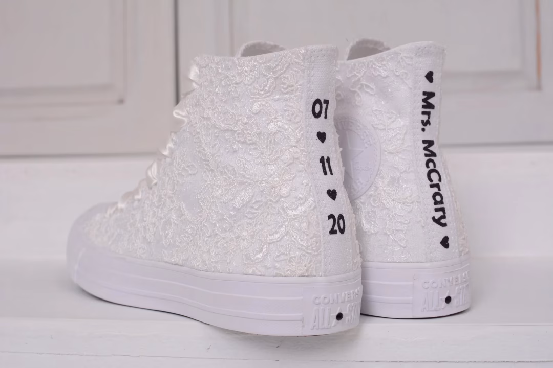 Converse de mariage ivoire