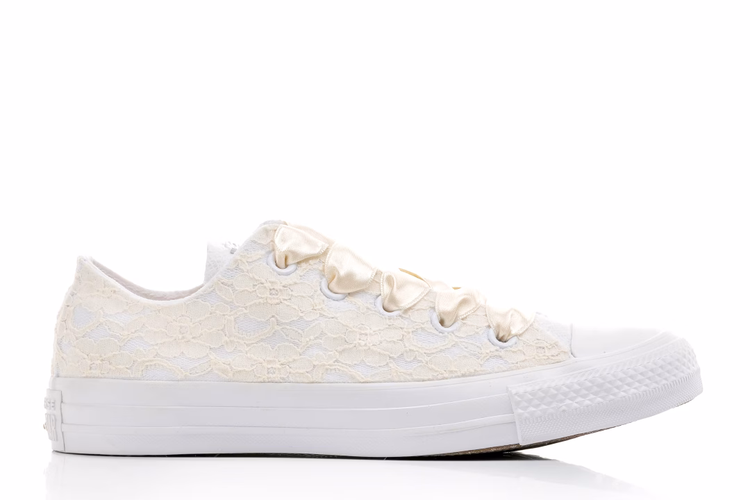 Chaussures Converse nuptiales pour mariée, nude, faites main – Lovin Bridal