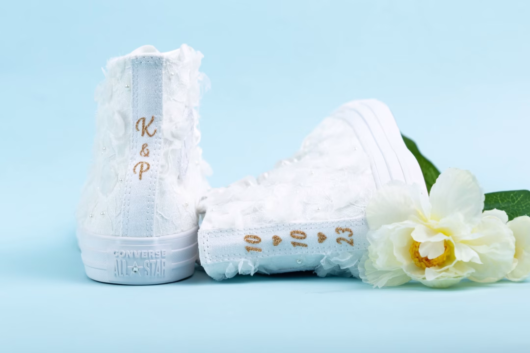 Chucks de mariage à tige haute pour la mariée