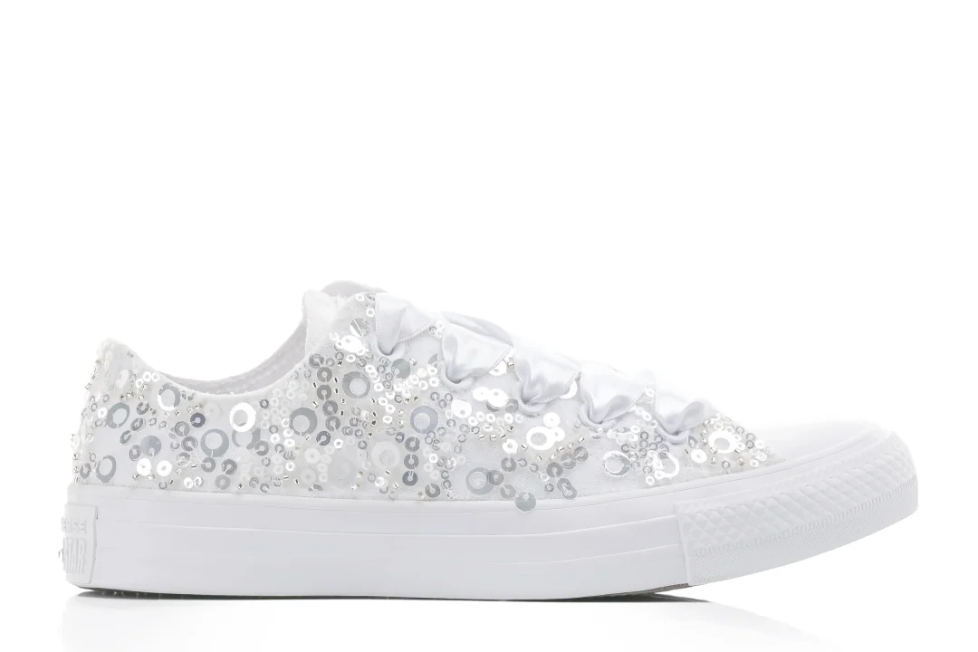 Converse à sequins pour la mariée, argent, décoré à la main – Lovin Bridal