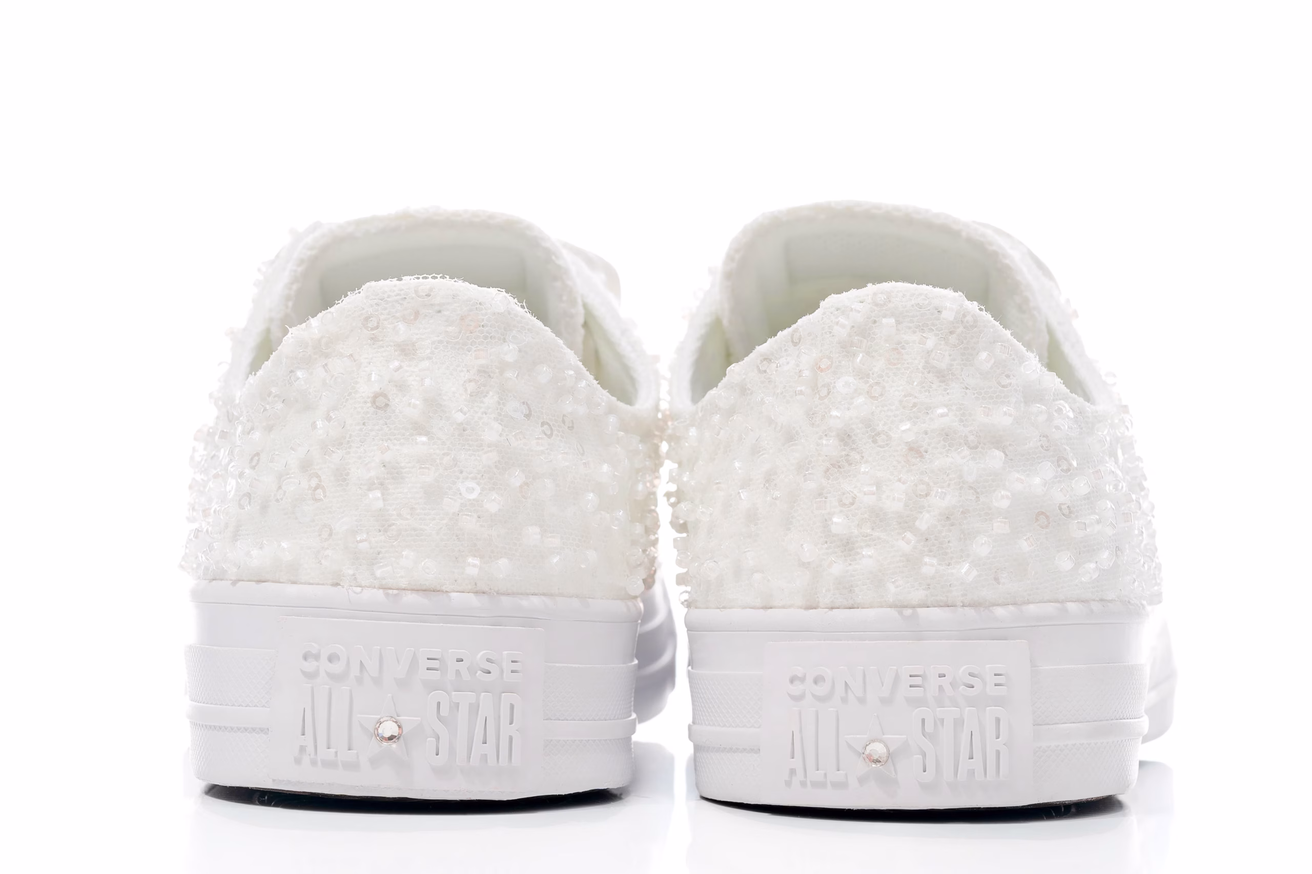 20.2 Baskets de mariage recouvertes de perles par Lovin Bridal