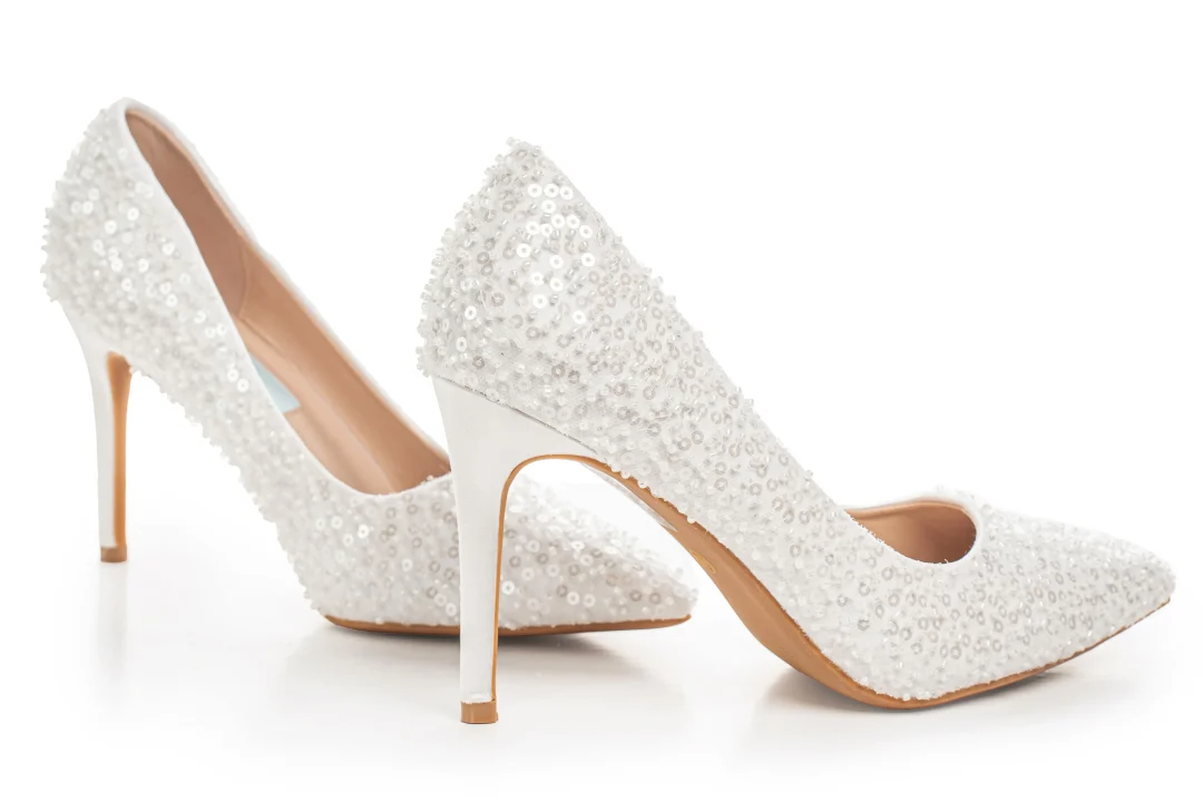 Escarpins de mariage à sequins ivoire avec talon haut – Lovin Bridal Natalia