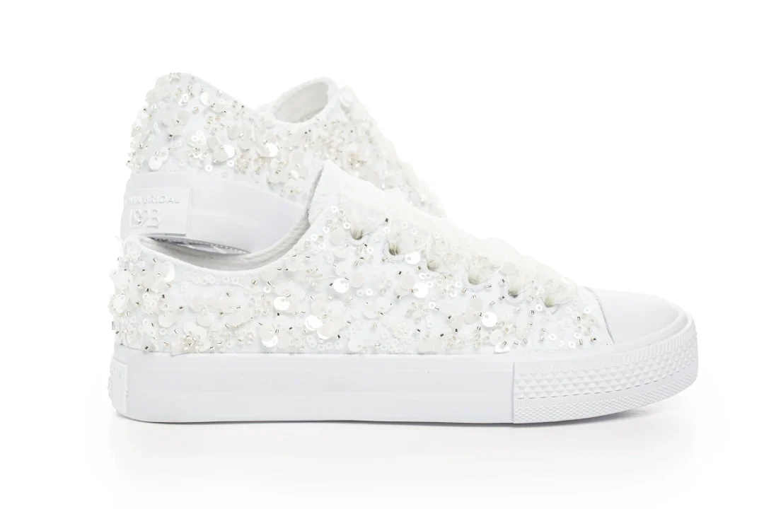 Chaussures de mariage ivoire avec dentelle florale et paillettes – Lovin Bridal Beatrice