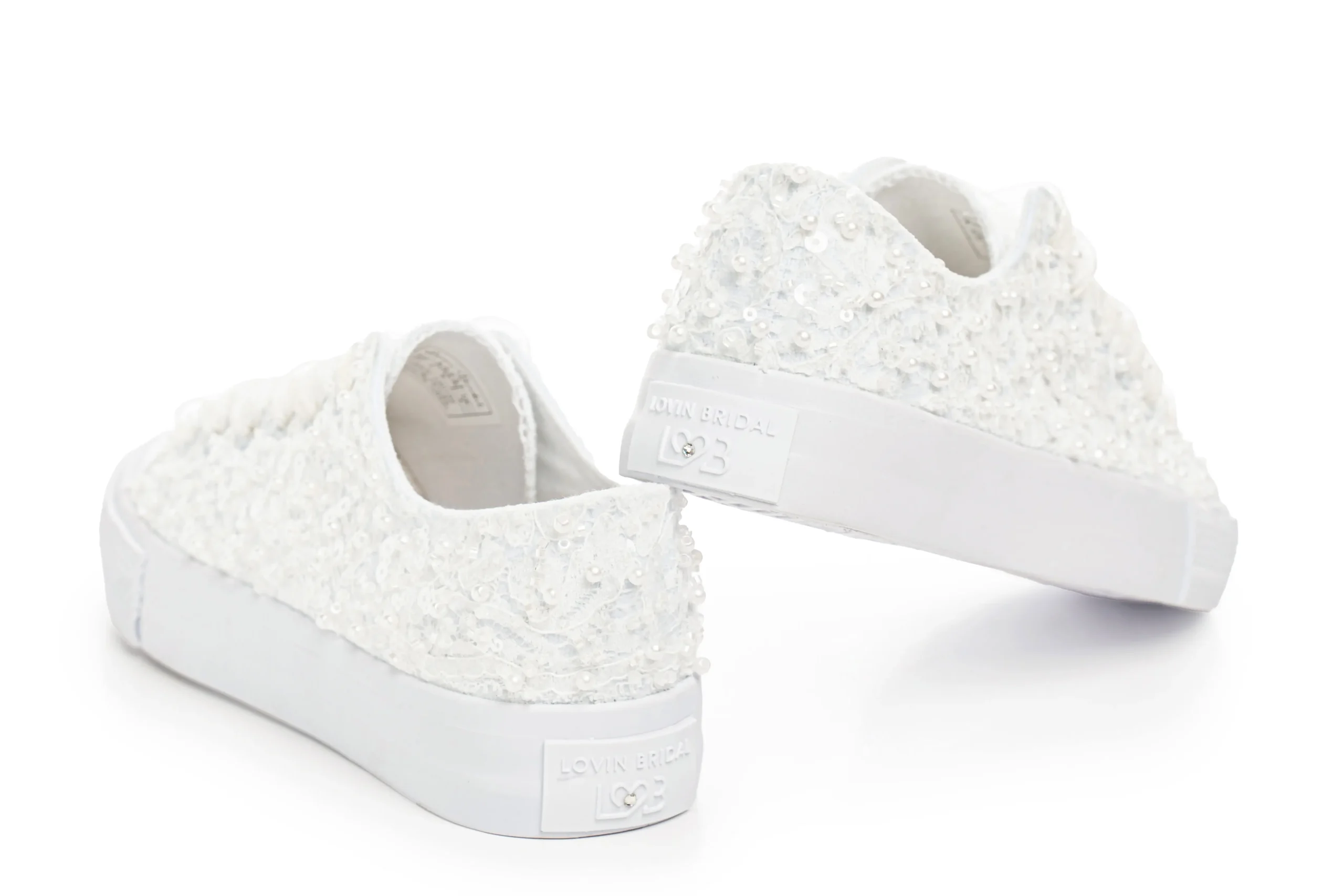Baskets de mariée en dentelle et perles – Claudia Baskets de mariée en dentelle blanche et ivoire avec perles – Lovin Bridal Claudia