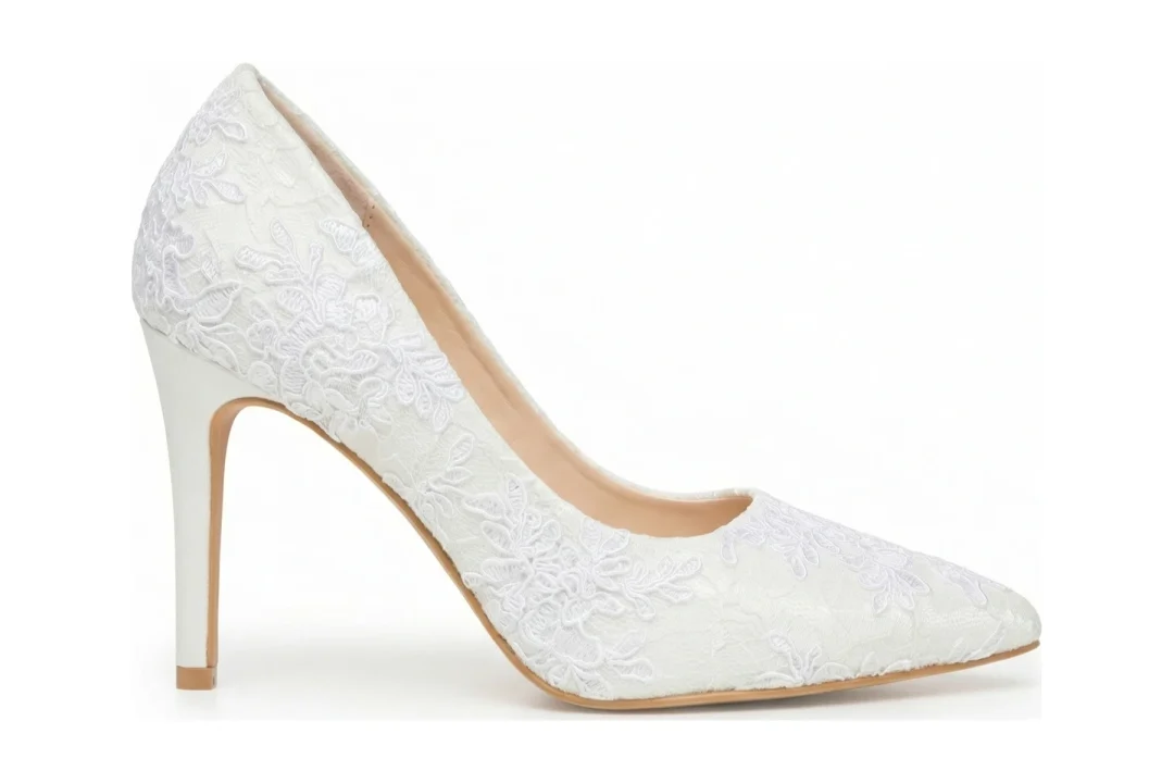 Chaussures de mariée en dentelle avec talon de 9cm, escarpins de mariage élégants – Lovin Bridal Kaya